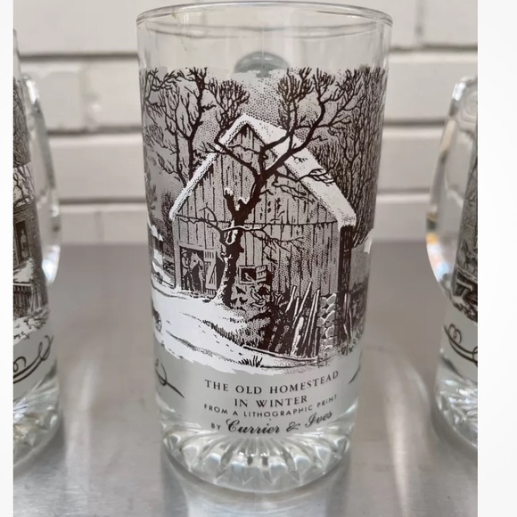 Currier & Ives Set of Four 16 oz Tankards - Picture 2 of 6